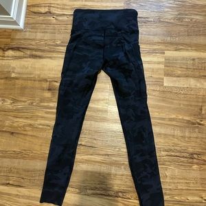 Lululemon cropped leggings